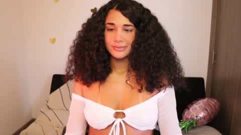 You want to talk to me more personal follow me in My Channel VIP  50 the discount       online show from December 17, 8:43 pm