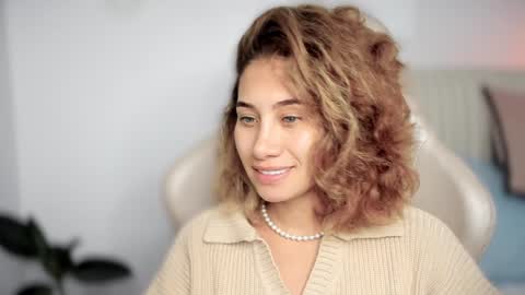 brisa  s online show from December 30, 3:47 am