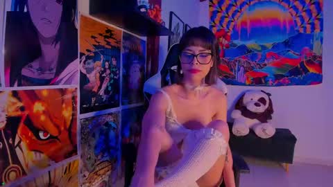 Val online show from December 14, 1:50 am