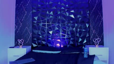 spaceboy_1 online show from February 19, 8:49 pm