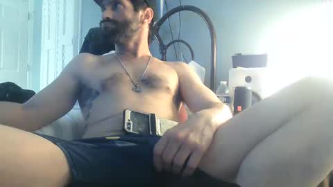 TrndSettrz online show from February 17, 12:10 am