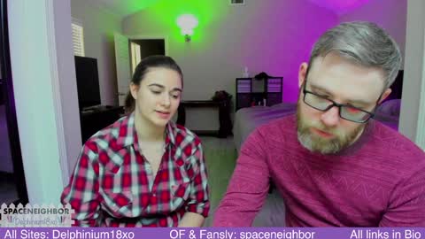 Spaceneighbor online show from December 9, 8:44 pm