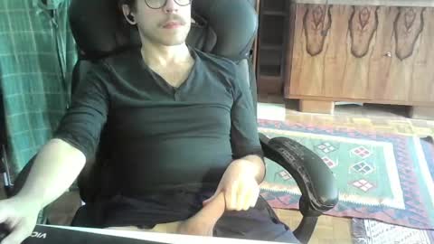 Snapshot of spammeback1 chatting on May 20, 12:00 pm BrightSmileBigD online show from May 20, 12:00 pm