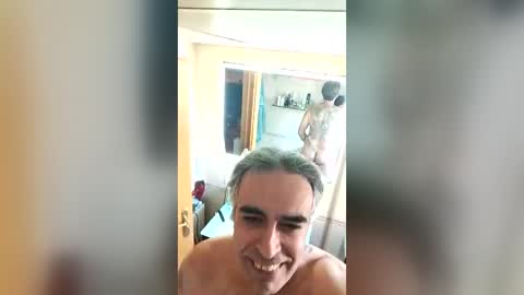 spanishshow online show from June 12, 9:08 am
