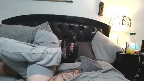 spankandsubmit online show from September 24, 5:22 am