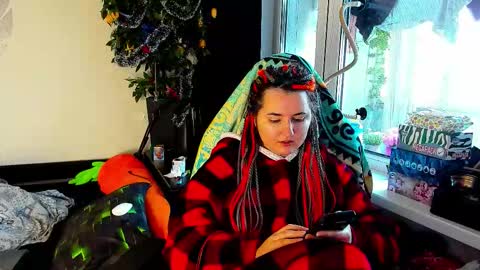 Snapshot of spanking_girls chatting on January 12, 6:51 am Evgenia online show from January 12, 6:51 am