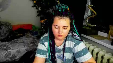 Snapshot of spanking_girls chatting on July 23, 11:24 pm Evgenia online show from July 23, 11:24 pm