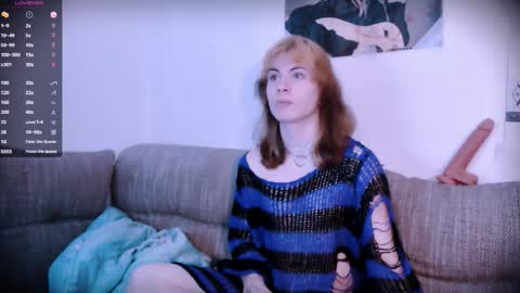 Snapshot of sparkyferret chatting on October 19, 3:07 am sparkyferret online show from October 19, 3:07 am