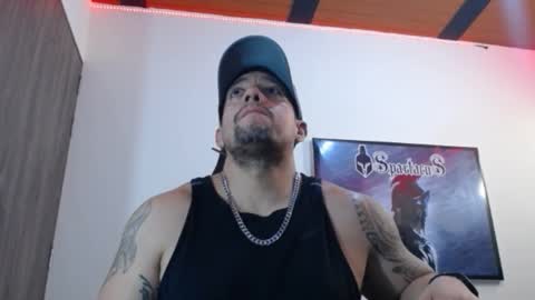 Snapshot of spartacus_cam chatting on September 29, 5:34 am     online show from September 29, 5:34 am