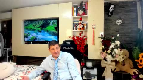 Spartan online show from April 22, 7:04 pm