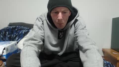 spazzy2 online show from November 3, 7:59 pm