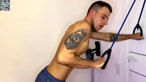 Alex online show from November 16, 8:47 pm