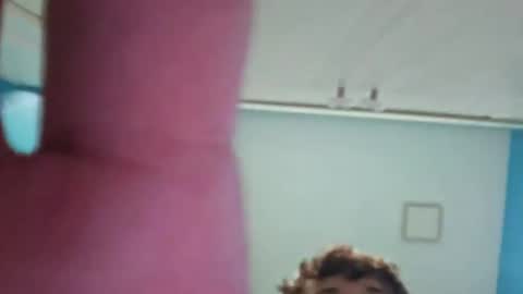 Snapshot of speedforbenji19 chatting on February 15, 8:54 am speedforbenji19 online show from February 15, 8:54 am