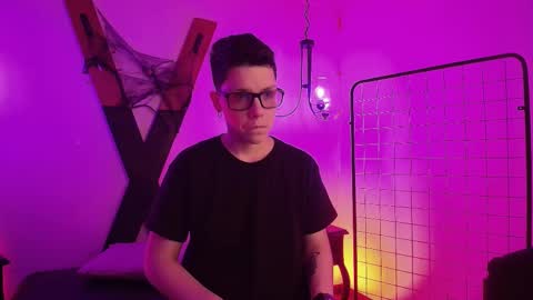 spencerm_ online show from November 8, 7:45 pm