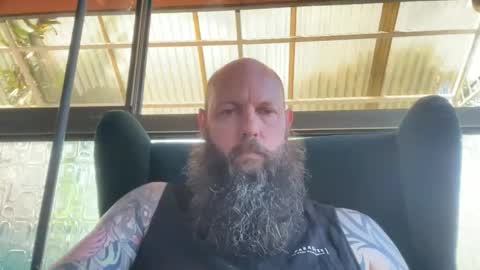 Beard Guy online show from October 16, 4:57 am