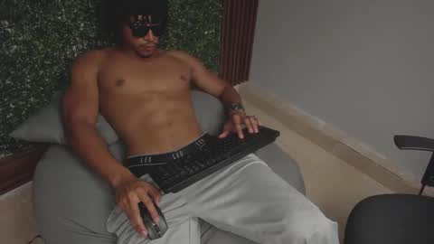 Snapshot of spent_0 chatting on December 2, 11:45 pm spent_0 online show from December 2, 11:45 pm