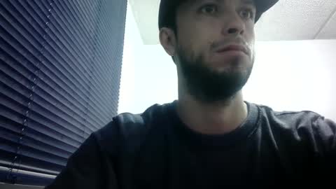 Snapshot of sperm_donor94 chatting on December 2, 9:39 pm sperm_donor94 online show from December 2, 9:39 pm