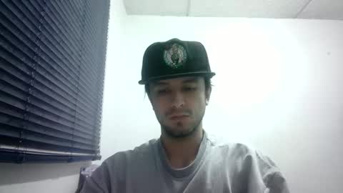 Snapshot of sperm_donor94 chatting on October 29, 12:46 am sperm_donor94 online show from October 29, 12:46 am