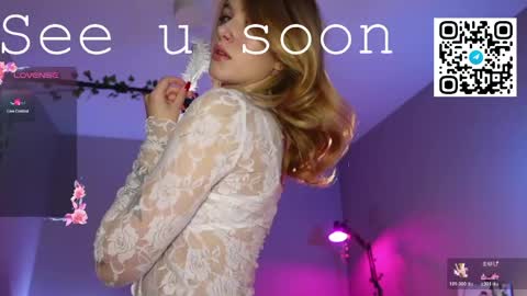 your sweet Jessy online show from April 21, 9:59 am