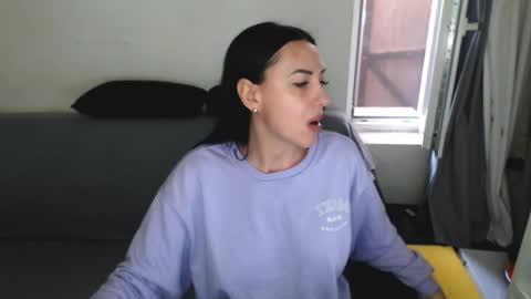 Carla online show from April 5, 3:42 pm