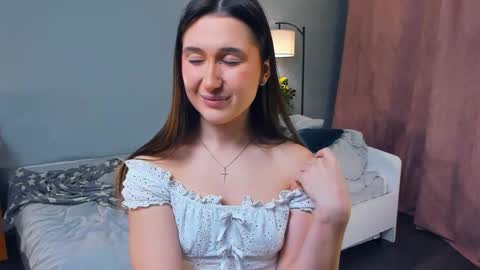 Elva online show from December 13, 7:53 pm