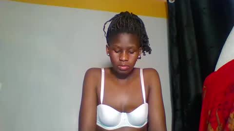 Snapshot of spiceup01 chatting on October 12, 11:37 pm spiceup01 online show from October 12, 11:37 pm