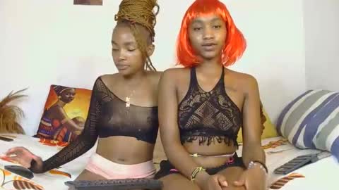 Snapshot of spicy_angels chatting on December 15, 8:40 am Quinter Cheeky online show from December 15, 8:40 am