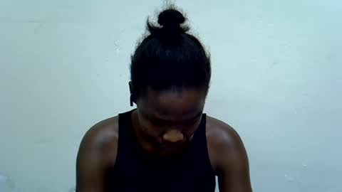 Snapshot of spicy_kittie chatting on June 16, 8:39 am Kittle online show from June 16, 8:39 am
