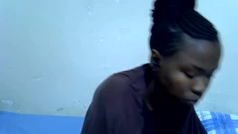Snapshot of spicy_kittie chatting on July 15, 6:13 pm Kittle online show from July 15, 6:13 pm