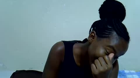 Snapshot of spicy_kittie chatting on July 22, 6:54 pm Kittle online show from July 22, 6:54 pm