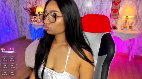 Amelia      GTM-5 817       IG Spicychoco am online show from February 20, 2:02 pm