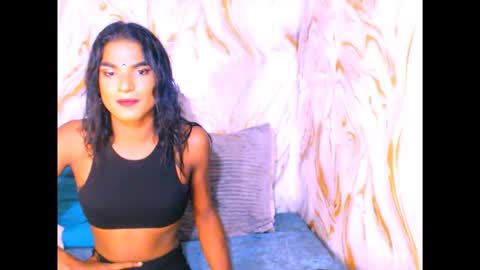 spicybarbie4u online show from April 21, 8:42 am