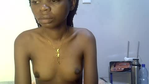 Snapshot of spicybobolishia_ chatting on June 30, 3:18 am Bobo online show from June 30, 3:18 am
