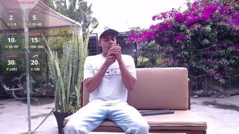    online show from April 5, 9:45 pm