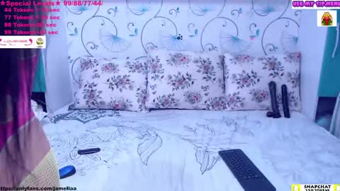 Snapshot of spicybrunnete chatting on February 6, 7:24 am Trisha online show from February 6, 7:24 am