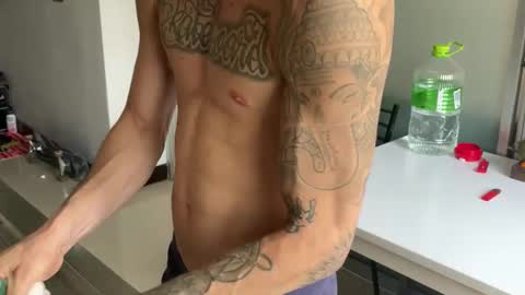 Snapshot of spicyraphael chatting on February 24, 5:27 am spicyraphael online show from February 24, 5:27 am