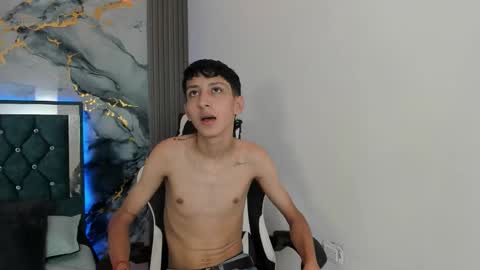 spicyslim_ online show from January 14, 8:36 pm