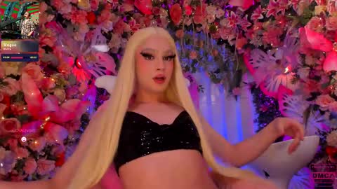  Alison  Sharon  online show from April 15, 3:41 pm