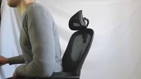 Marco. When Im offline you can view premium content in bio online show from April 4, 8:01 am