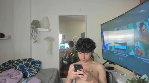 Snapshot of spider_baby_ chatting on November 25, 1:27 am spider_baby_ online show from November 25, 1:27 am