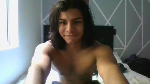 Snapshot of spideychill chatting on December 6, 8:29 pm spideychill online show from December 6, 8:29 pm