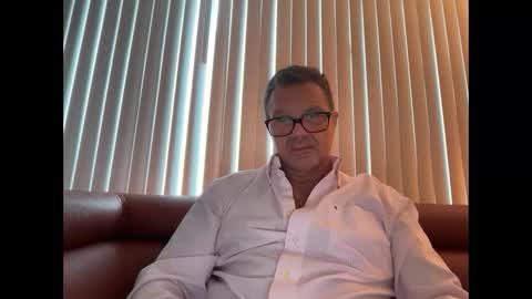 spike69old online show from November 30, 9:19 pm