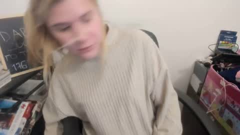 FREE ONLY FANSy online show from February 23, 9:34 pm