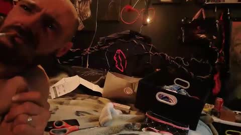 Daddy  His Splash Queen online show from February 22, 5:30 am