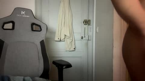 Snapshot of splashyyyz chatting on January 20, 3:15 am splashyyyz online show from January 20, 3:15 am