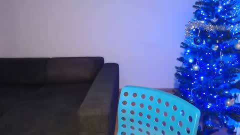 Doll online show from December 21, 1:47 am