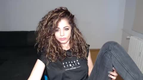 Doll online show from January 27, 3:18 pm