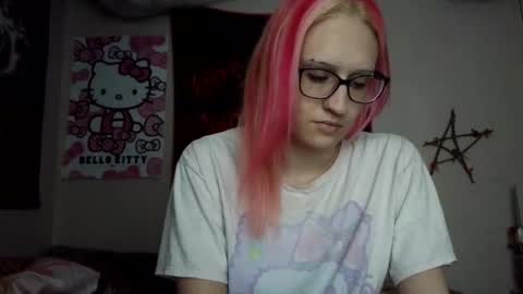 spoiledprincess4 online show from November 8, 11:21 am