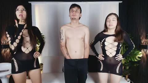 spoiledprincess_ online show from April 7, 1:22 pm