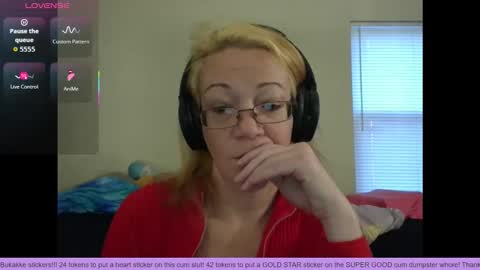 Snapshot of springtimefantastic chatting on January 11, 1:49 pm SpringtimeFantasfic online show from January 11, 1:49 pm